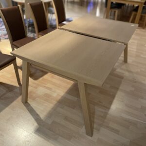 Table SKOVBY - ref.9999